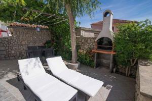 Apartment in Veli Losinj 26473 