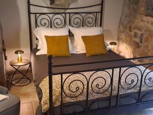 Maisons de vacances L Antre de Pierres - chambres d'hotes et gites : photos des chambres