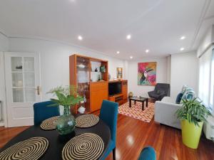 Jenaro de la Fuente Vigo piso dos habitaciones