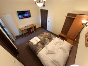 Deluxe Double Room with Balcony room in Casa Maria Arges