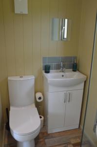 Middlehead Huts