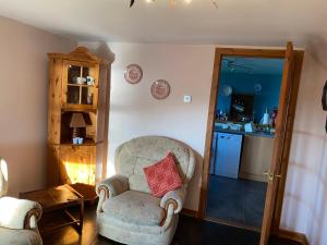 Little cottage-Village of Bunessan-Sleeps4