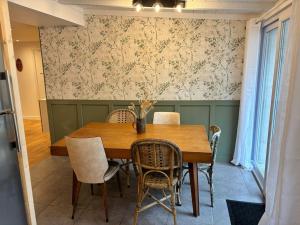 Appartements Appartement rue des artistes : photos des chambres