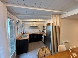 Appartements Appartement rue des artistes : photos des chambres