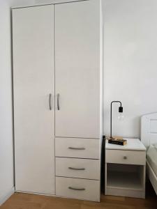 Apartment in Povlja with sea view, terrace, W-LAN 4991-2