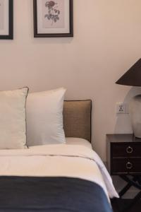 Saige House - Room in Shared Villa