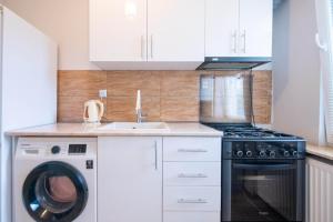 70 mbps Work-friendly and Creative