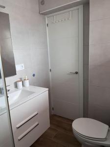 Design seaview flat next to Yumbo