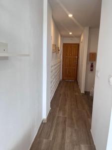 Design seaview flat next to Yumbo