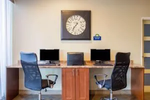 Days Inn by Wyndham Cranbrook Conference Centre - Creston