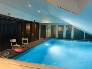Maisons de vacances Gite Troubadour - Cap Gris Nez - piscine : photos des chambres