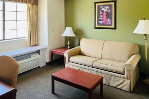 Quality Inn & Suites Prestonsburg next to Mountain Arts Center