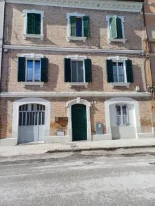 Fuori dalle Mura Jesi - 耶西