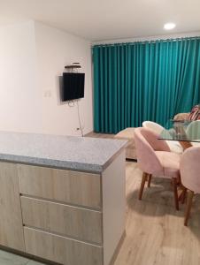 Alquiler de habitación en un bonito y cálido departamento muy bien ubicado en Barranco