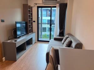 AriseCondo 泳池景观套房04号房