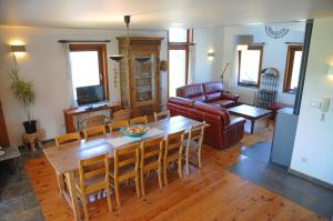 A côté de lEpicerie