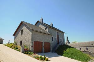 A côté de lEpicerie