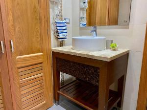 Blue View Beachfront Apartment