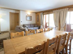 Duplex 10 pers. avec Piscine, Spa et Pied des Pistes à Saint Martin de Belleville - FR-1-461-6