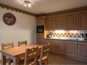 Apt de Standing avec Piscine et Spa, Pied de Pistes, Saint-Martin-de-Belleville - FR-1-461-4