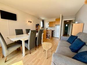Quiberon : Appartement 3 pièces 52m² face mer avec parking - FR-1-478-298