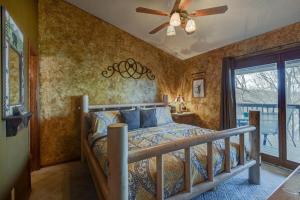 Westcreek Lodge - 2 pools private lake