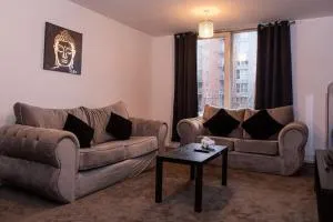 Luxury 2BR Near MCR City and Etihad Stadium - 奥尔德姆
