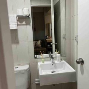 Oririental Style Room by Acewin Inn near China Town