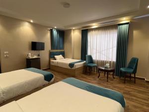 Gabry Grand Egyptian Museum and Pyramids