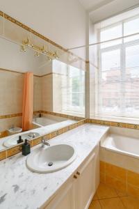 Classic Old Town apartment