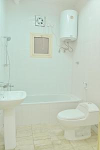 Modern & New furnished Apartments - 10 Mins Drive to Beach