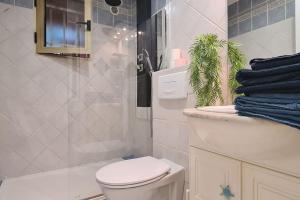 TOULON Cap Brun Jacuzzi privé été comme hiver à 300 m de la plage