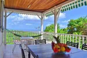 Lauramar Noix de cajou - Vue mer et montagne - Fond Capot