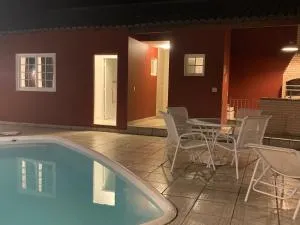 Suíte adoravél com piscina e churrasqueira - 瓜皮米林