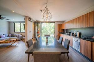 Exclusive Ph Art House free access 2 the beach