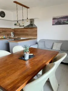 Апартамент "Скален венец" - Debelets