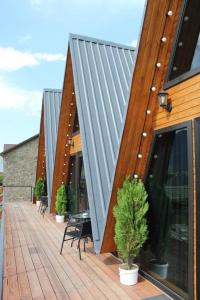 Pyramid Home Kazbegi