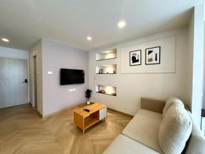 1B1B Classic and Cozy Room Nimman15, Free Bicycles, Hi-Speed WIFI