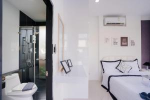 Chalotte Pool Villa Pattaya