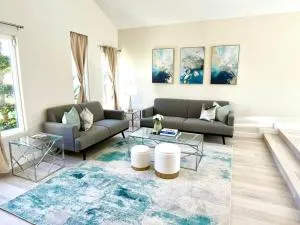 Family Paradise near Disneyland with Sparkling Pool - Midway City