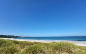 Maisons de vacances Maison Bord de Plage avec Piscine, Sauna, Bains a Remous, Volley : photos des chambres