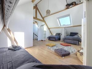 Maisons de vacances Maison Bord de Plage avec Piscine, Sauna, Bains a Remous, Volley : Maison 3 Chambres