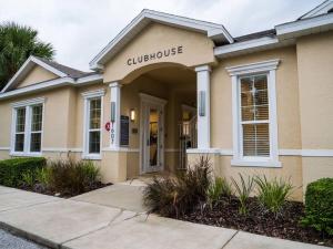 Clermont Family Townhouse Pool & Arcade near Disney