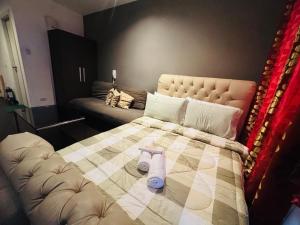 Gramercy Residences studio with Balcony Netflix