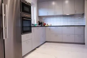 5-bedrooms House for Workers & Familys Near SKF - Härryda