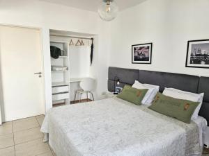 Apart 1013 con Piscina Gimnasio Laundry y Seguridad 24 hs