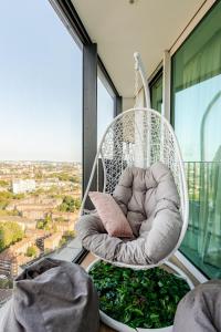 Stunning London city view large 1 bed apt