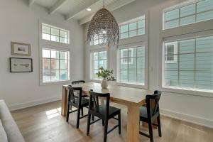 The Salted Cottage 119 SEV