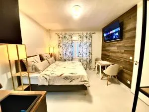 RIVER FRONT near FRANKFURT - Wolfgang