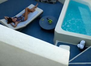 Honeymoon Suite with Private Hot Tub